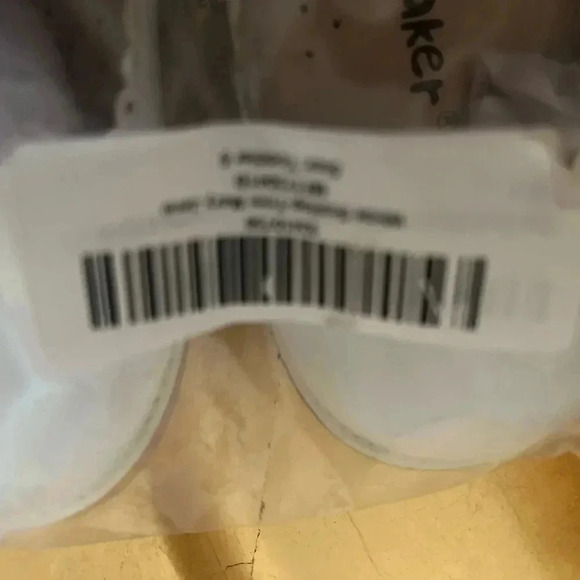 LITTLE GIRLS MARY JANE SCALLOPED TRIM SHOES WHITE NIP SIZE 6 - Picture 6 of 10